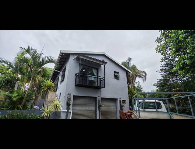 4 BEDROOM HOUSE FOR SALE IN UVONGO